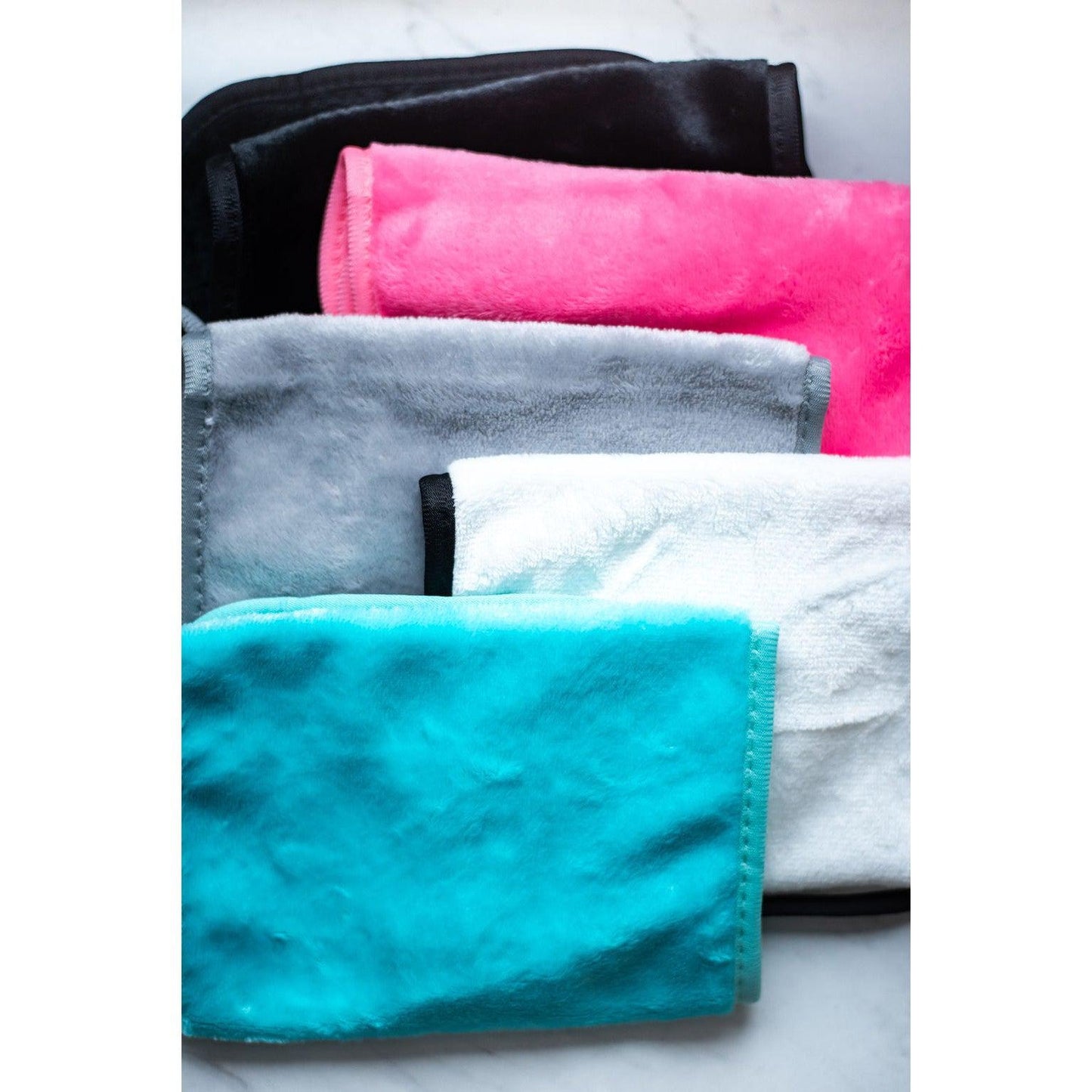 Ready to Ship  | Wash the Day Away- Makeup Remover Cloths (Assortment)